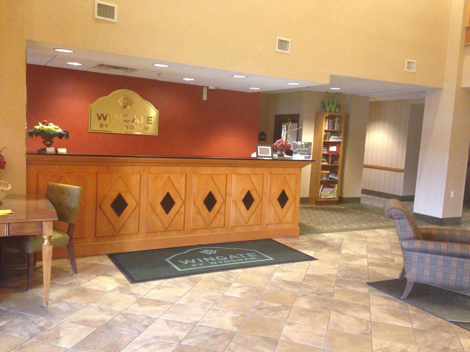 Hotel Wingate by Wyndham Kearney photo 2