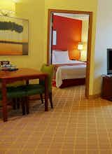 Hotel Residence Inn Beachwood photo 5