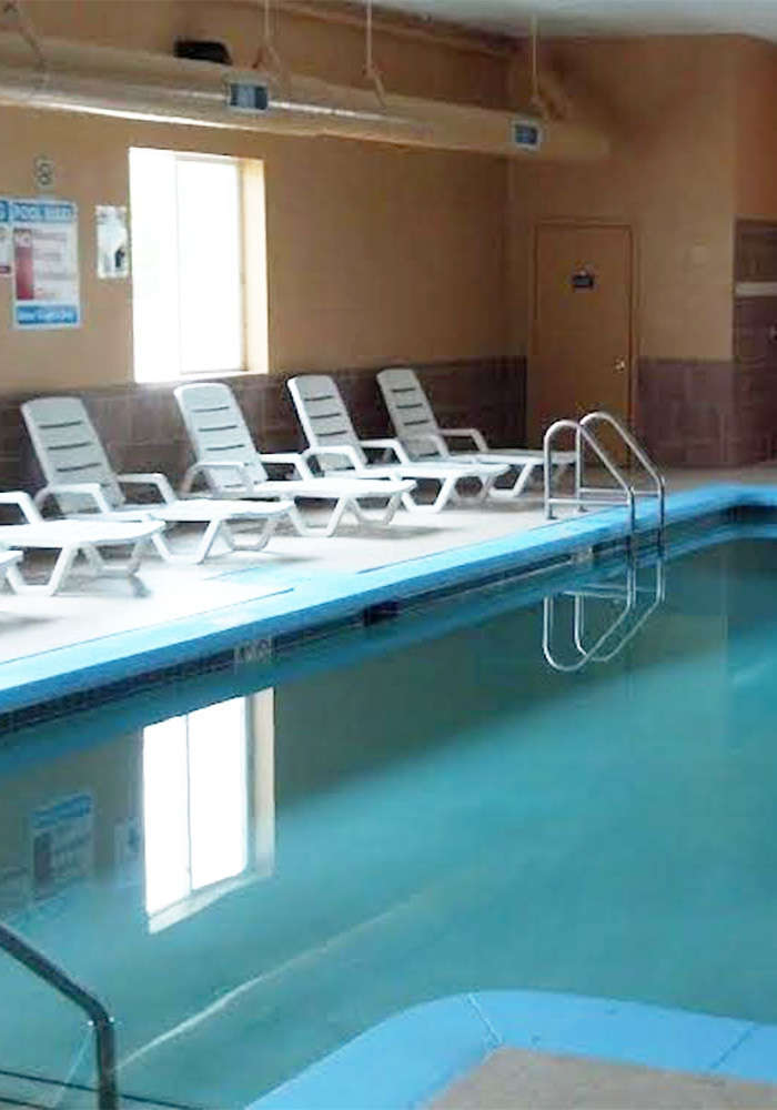 Hotel Days Inn and Suites Cedar Rapids photo 1