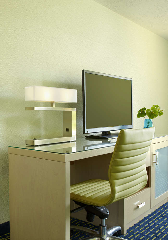 Hotel Kauai Shores, an Aqua Hotel photo 4