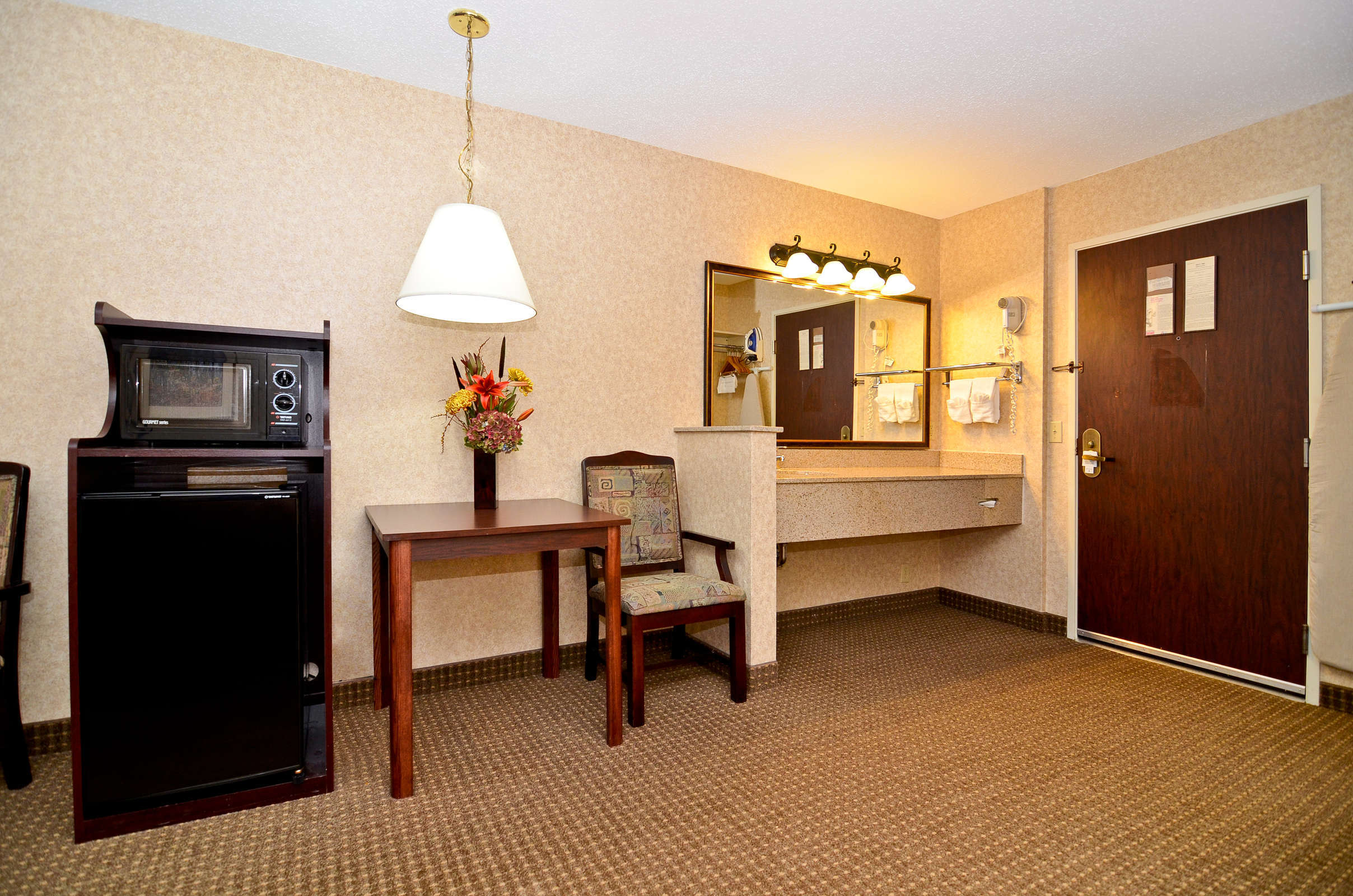 Hotel Kelly Inn Fargo 13th Avenue photo 3