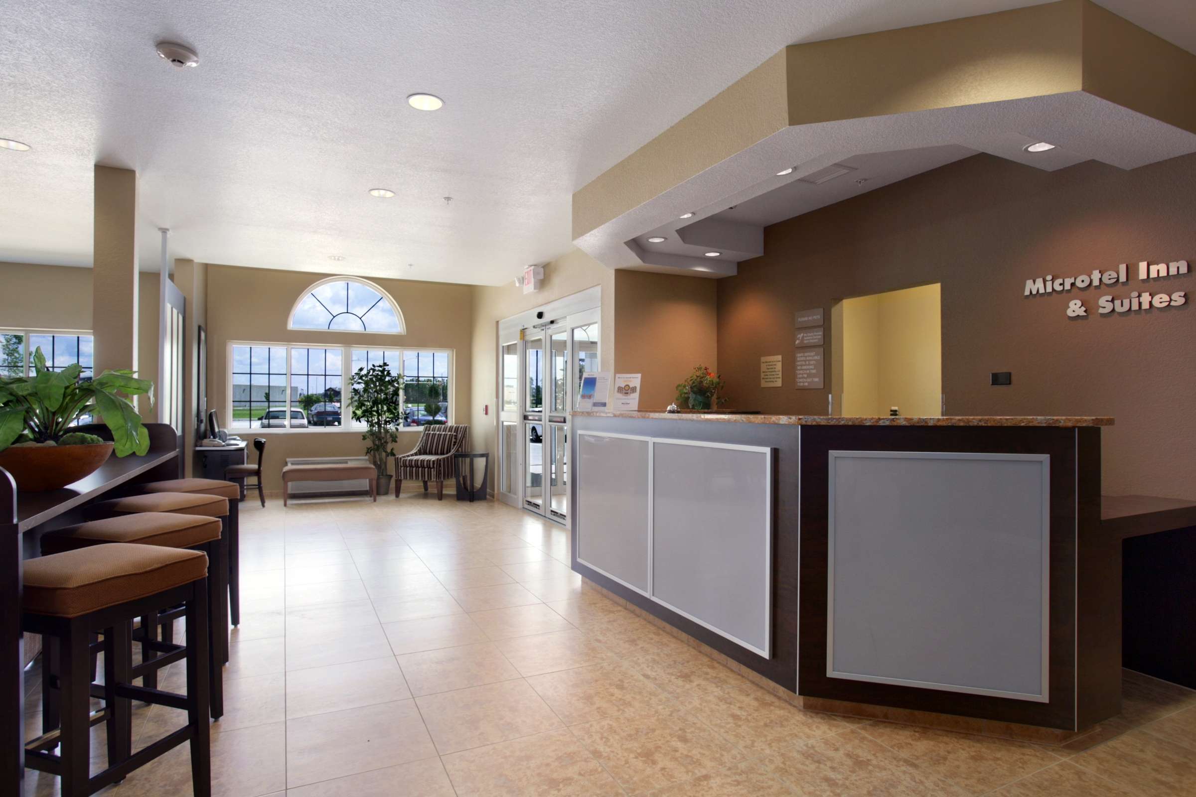 Hotel Microtel Inn and Suites Council Bluffs photo 4