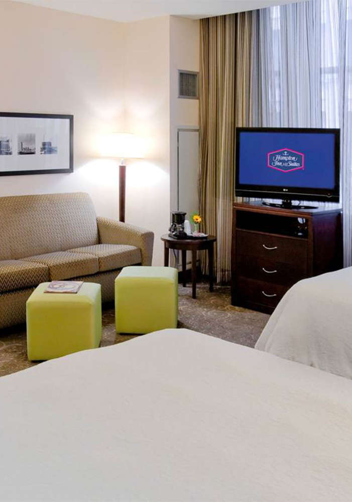 Hotel Hampton Inn Inner Harbor photo 5