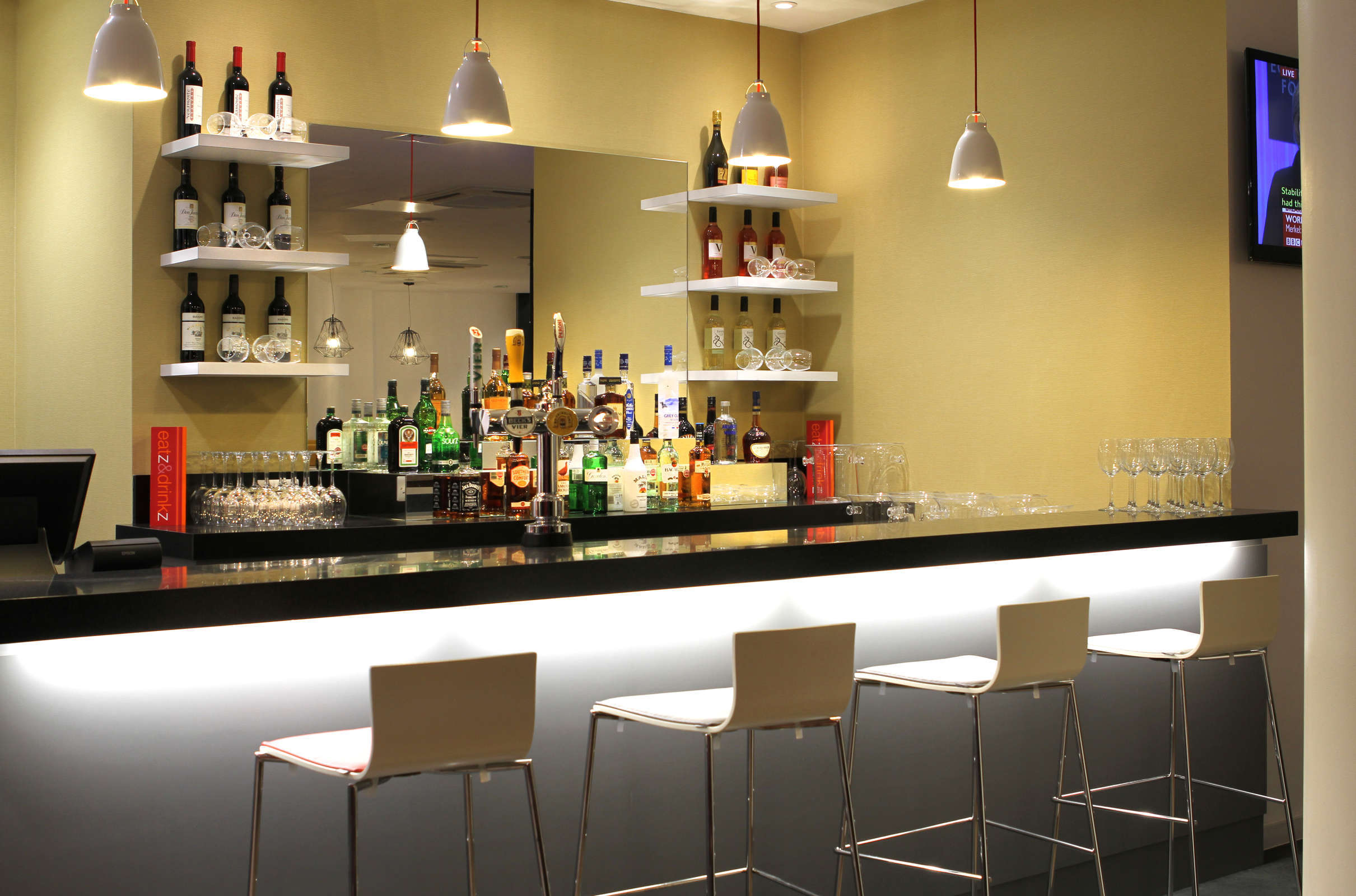 Hotel Sleeperz Hotel Newcastle photo 5