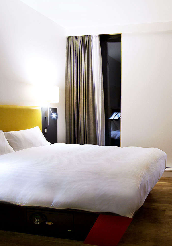 Hotel Sleeperz Hotel Newcastle photo 1