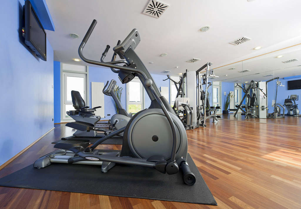 Hotel Park Inn Köln City West photo 3