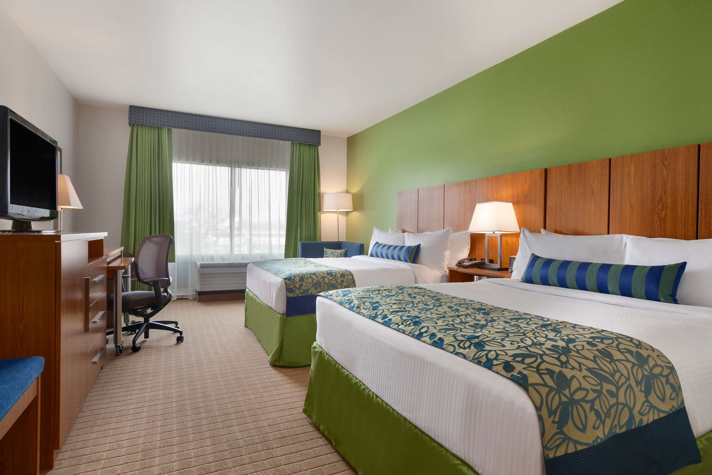 Hotel Wyndham Garden San Antonio Riverwalk/Museum Reach photo 4