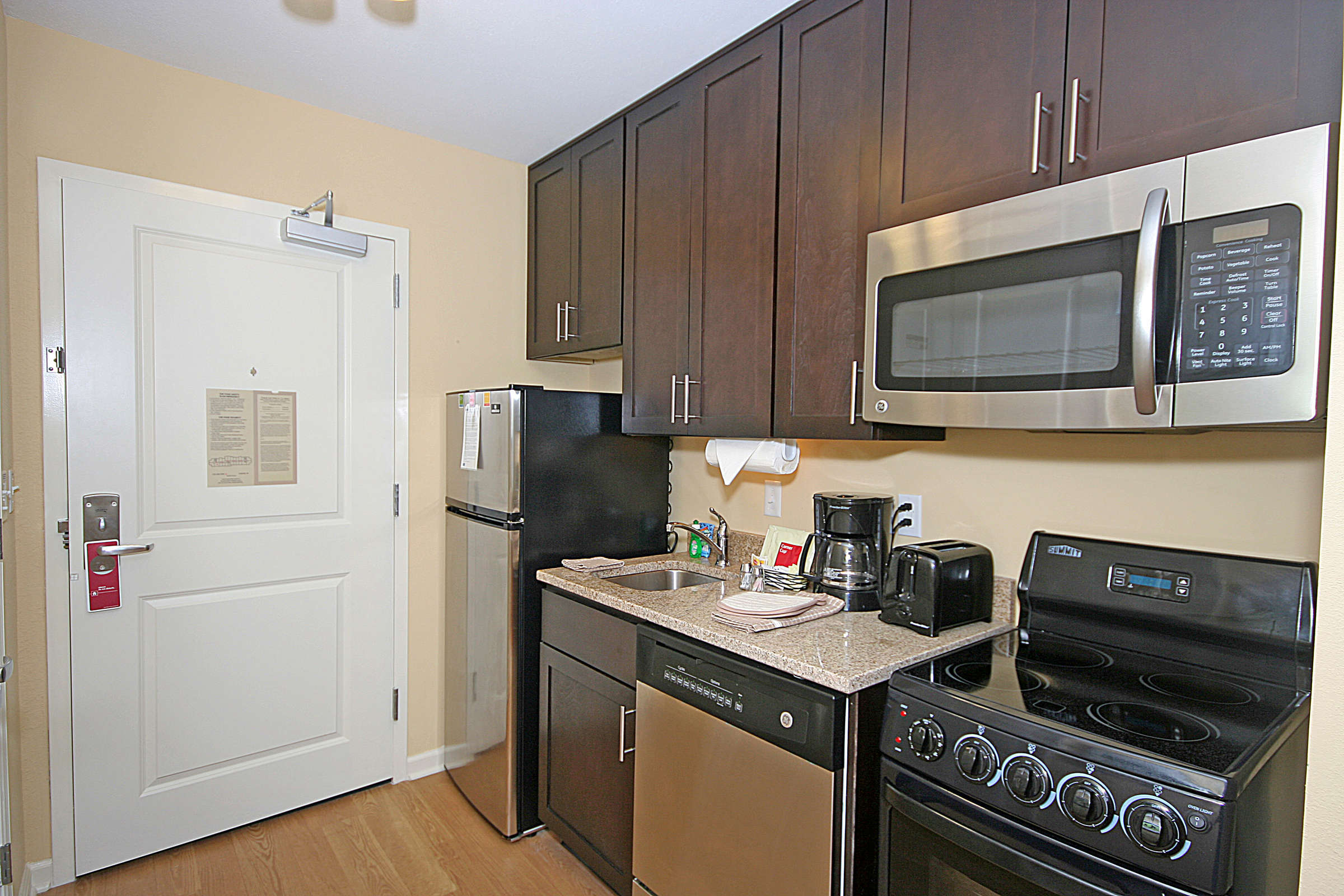 Hotel TownePlace Suites by Marriott Whiskey Road photo 3