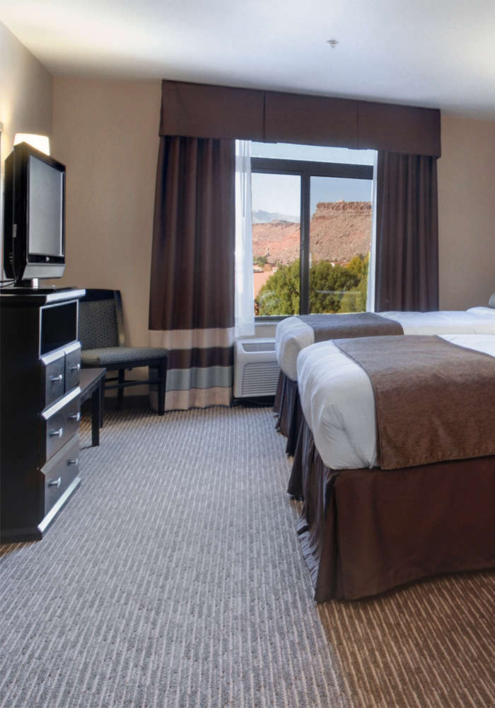 Hotel Wingate St. George photo 3