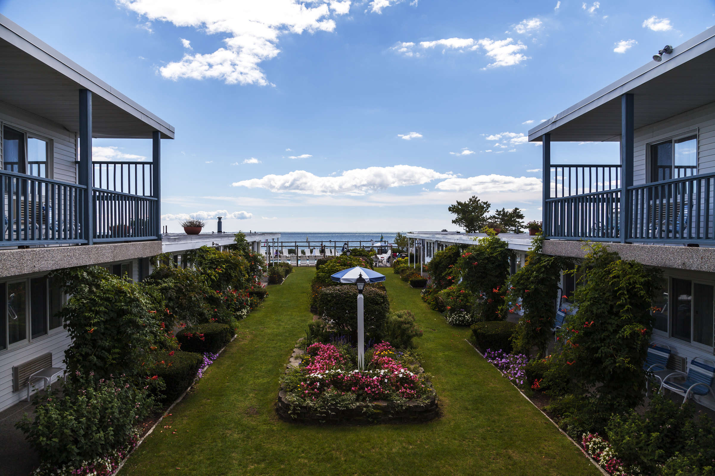 Hotel Blue Water Resort photo 1