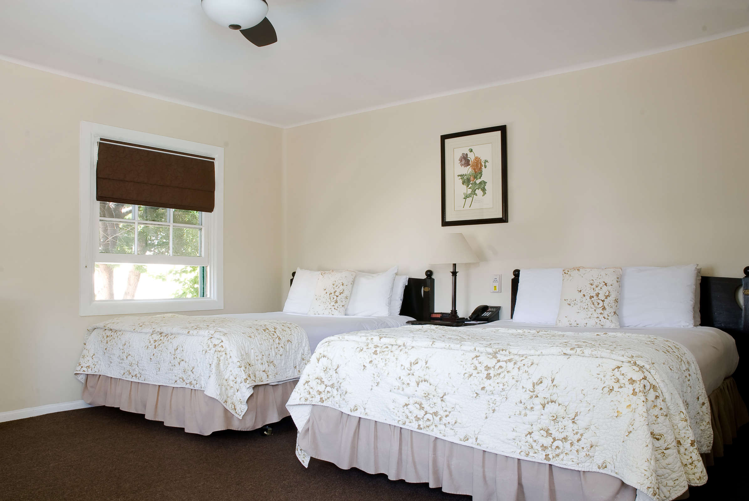 Hotel Coast Village Inn photo 5