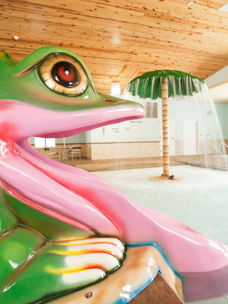 Hotel GuestHouse International Inn & Suites Rochester photo 4