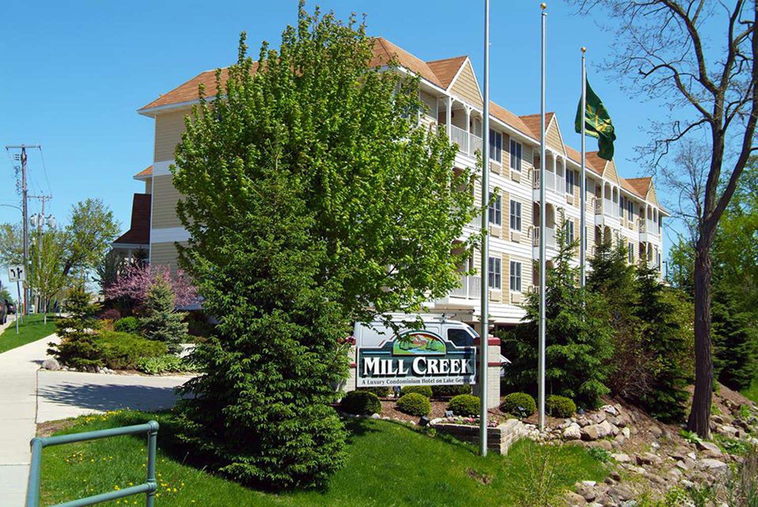 Mill Creek Hotel