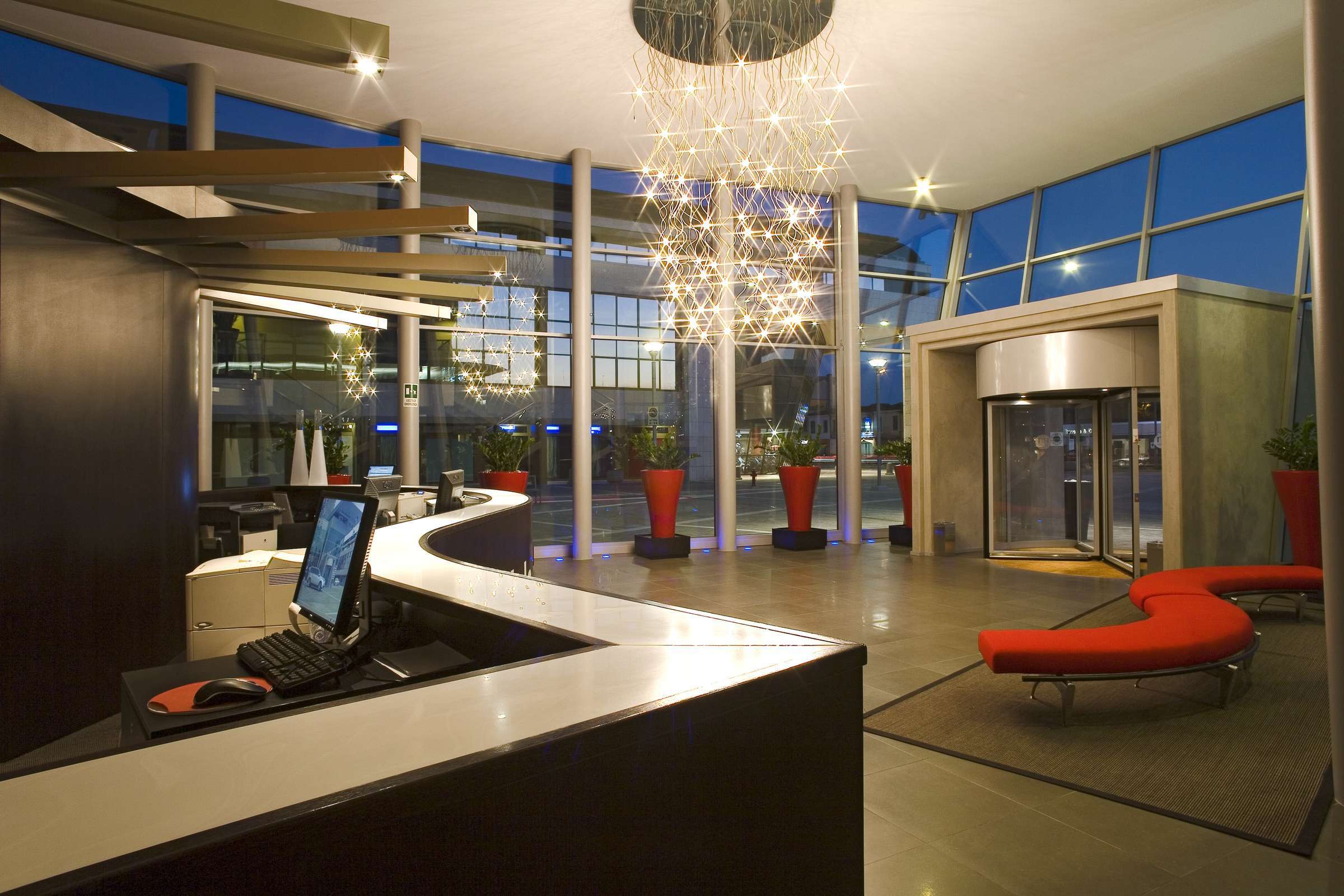 Hotel NH Mantegna photo 1