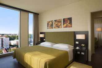 Hotel NH Mantegna photo 2