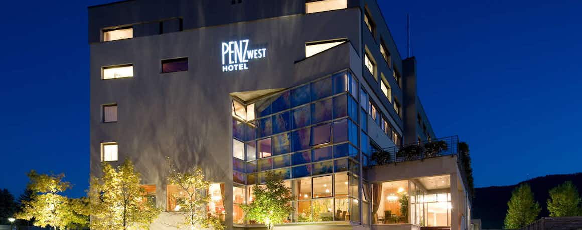 Penz West Hotel