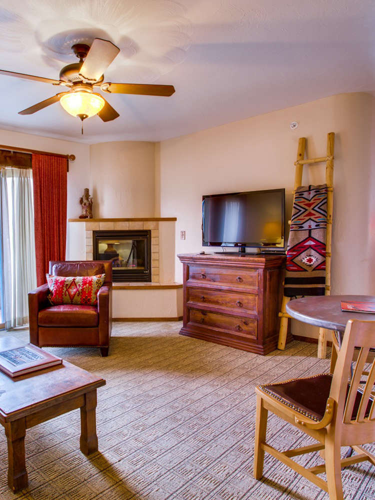 Hotel Table Mountain Inn photo 5