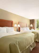 Hotel Ramada Ellsworth photo 2