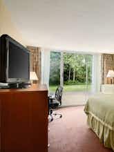 Hotel Ramada Ellsworth photo 3