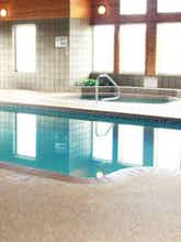 Hotel Paynesville Inn & Suites photo 4