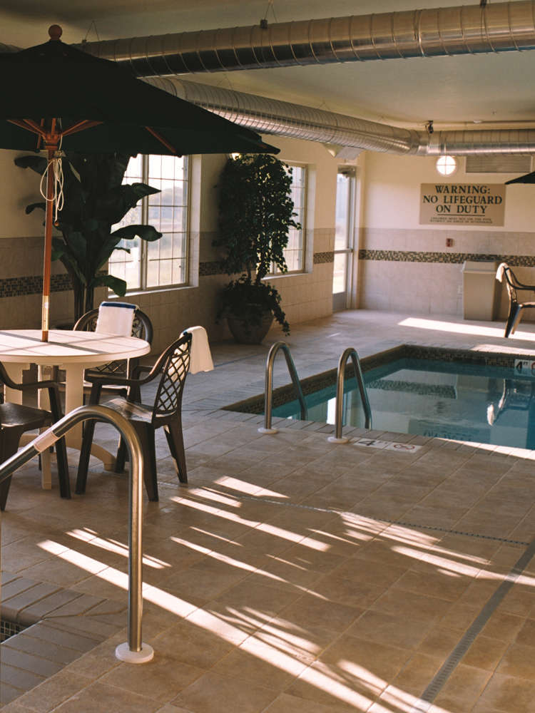 Hotel Country Inn & Suites Green Bay North photo 5