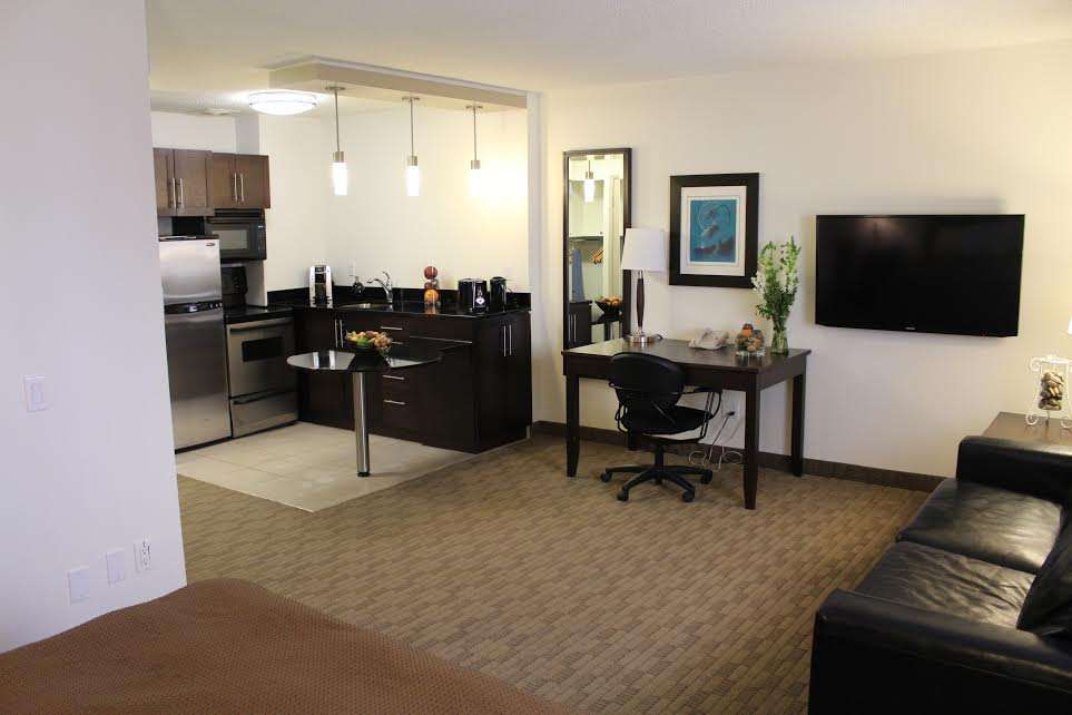 Hotel Place Louis Riel Suite Hotel photo 5