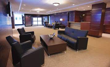 Hotel Place Louis Riel Suite Hotel photo 1