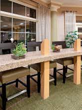 Hotel La Quinta Inn & Suites Colorado Springs South Airport photo 4