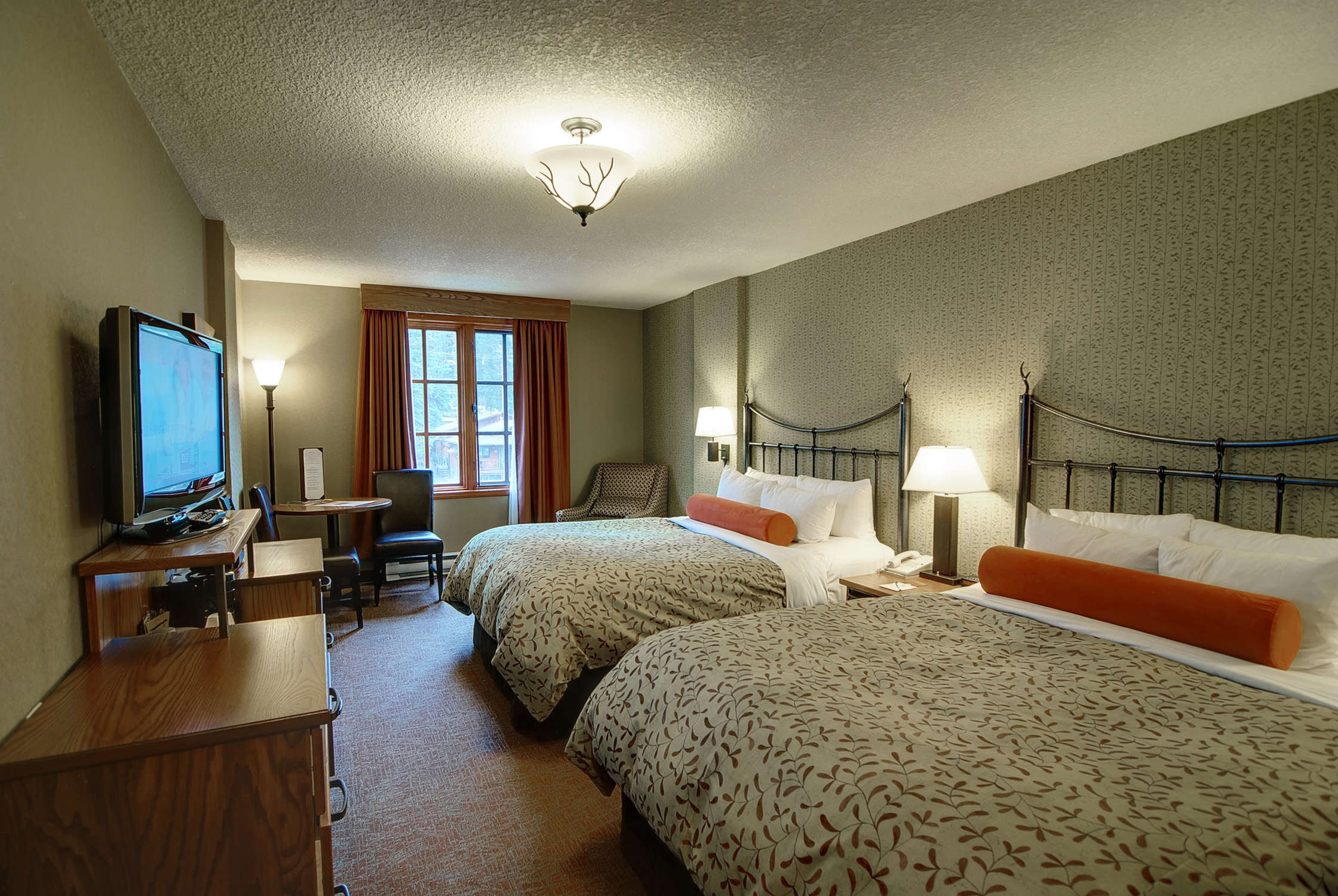 Hotel Banff Caribou Lodge and Spa photo 2