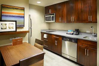 Hotel Homewood Suites Springfield photo 4