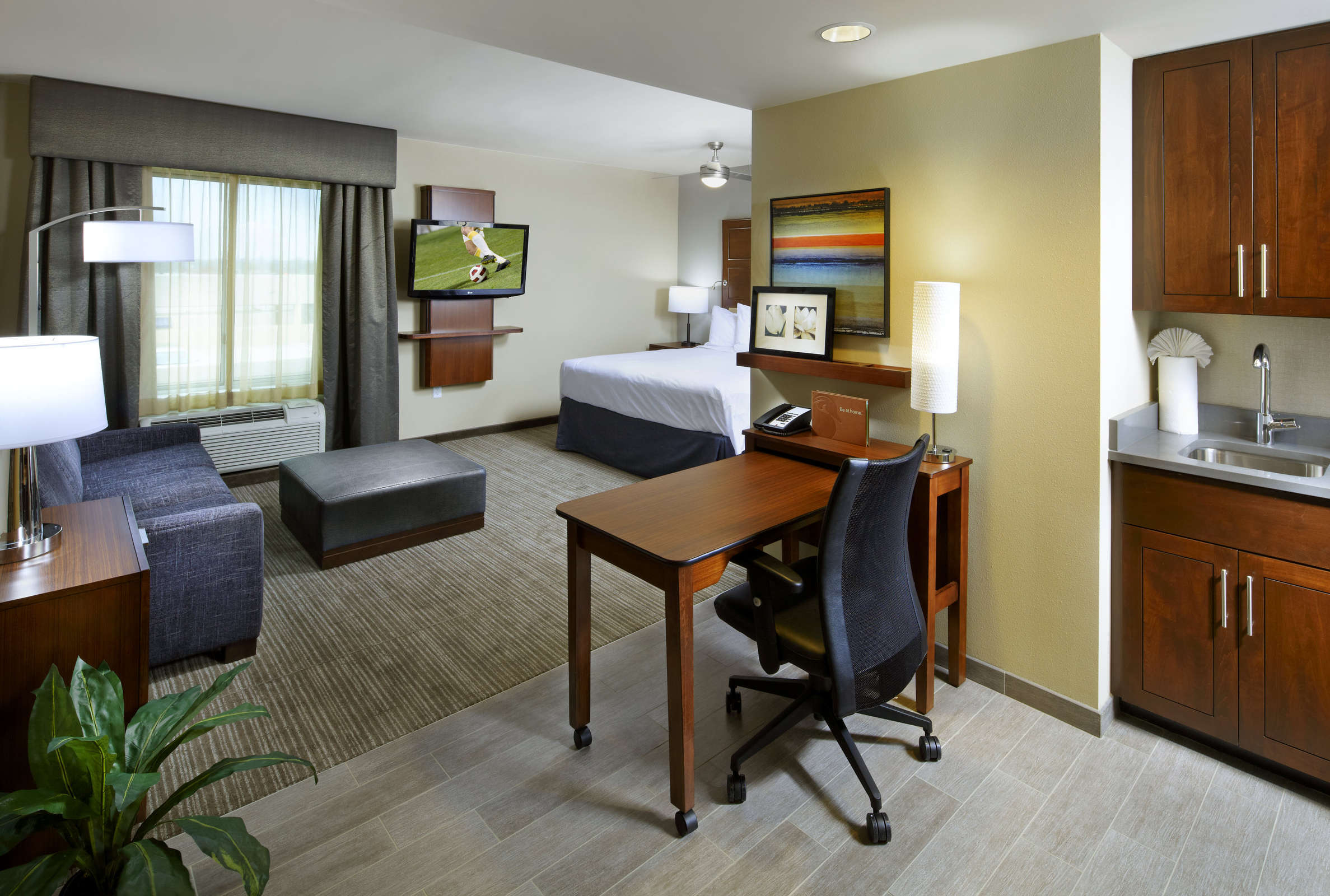 Hotel Homewood Suites Springfield photo 1
