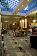 Hotel Embassy Suites, Logan Airport photo 2