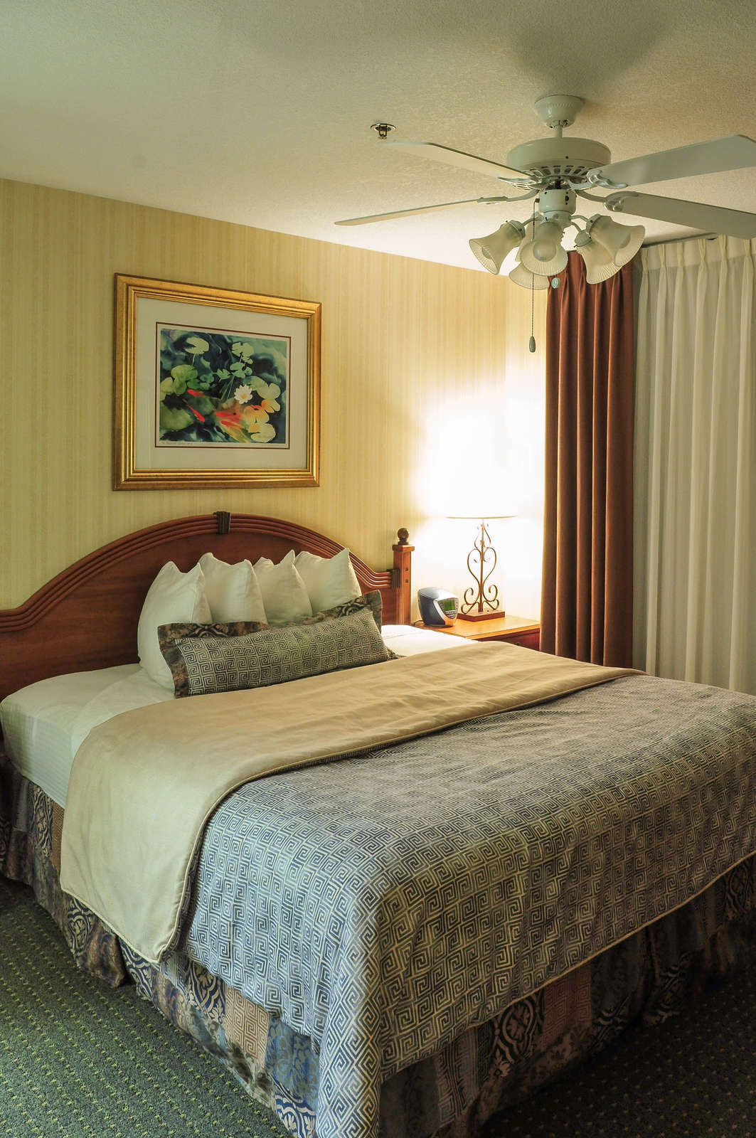 Hotel Hawthorn Suites Park Central photo 3