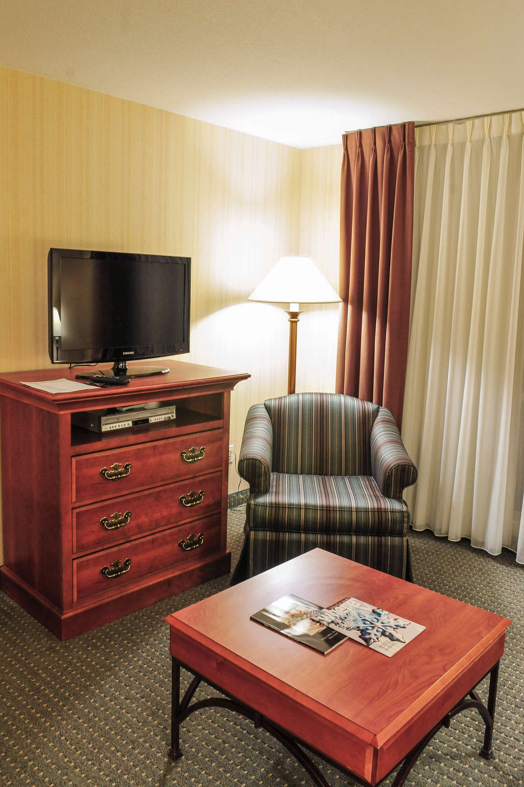 Hotel Hawthorn Suites Park Central photo 5