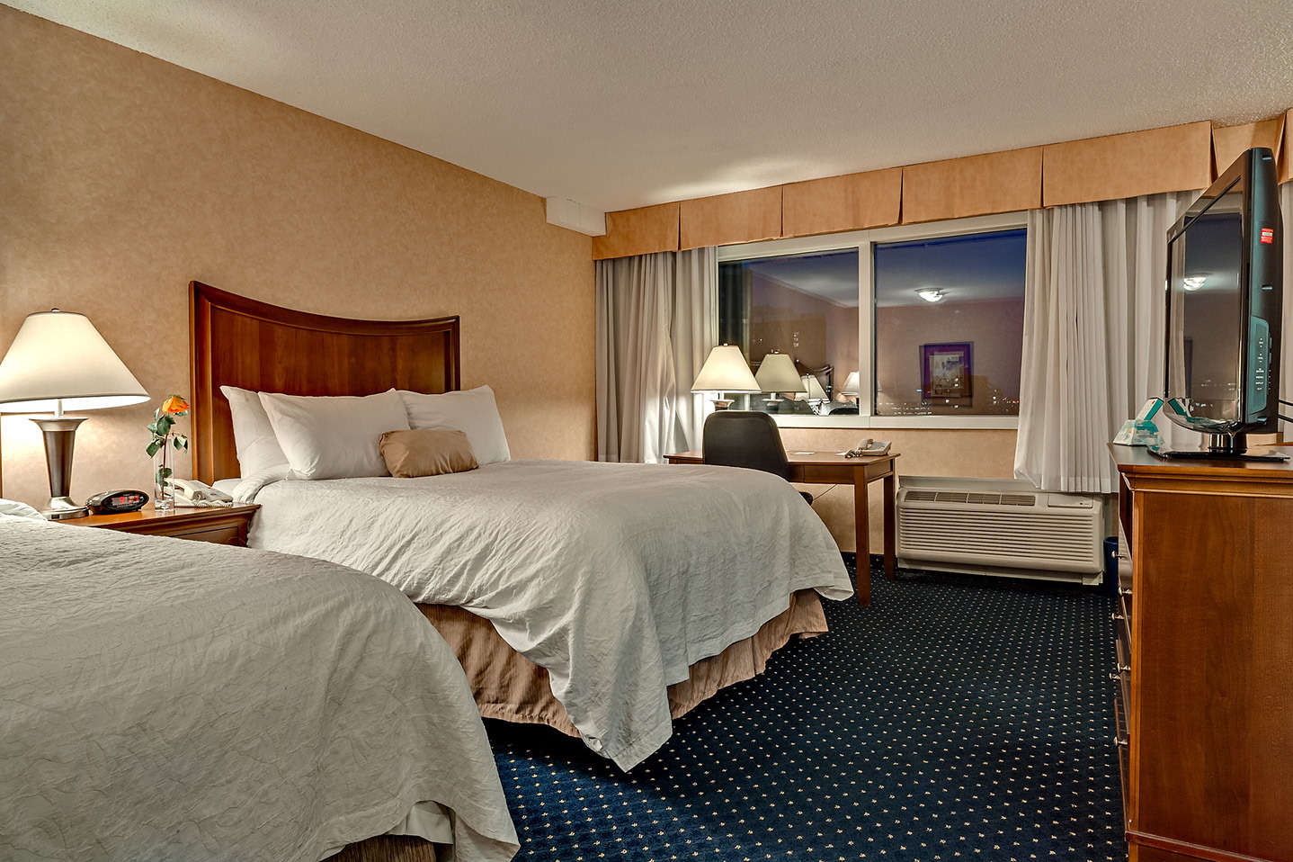 Hotel Best Western Plus Suites Downtown photo 3