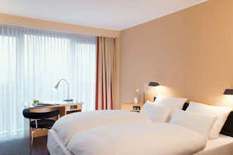 Hotel NH Düsseldorf City photo 2