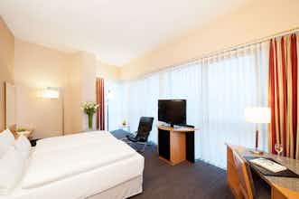 Hotel NH Düsseldorf City photo 5