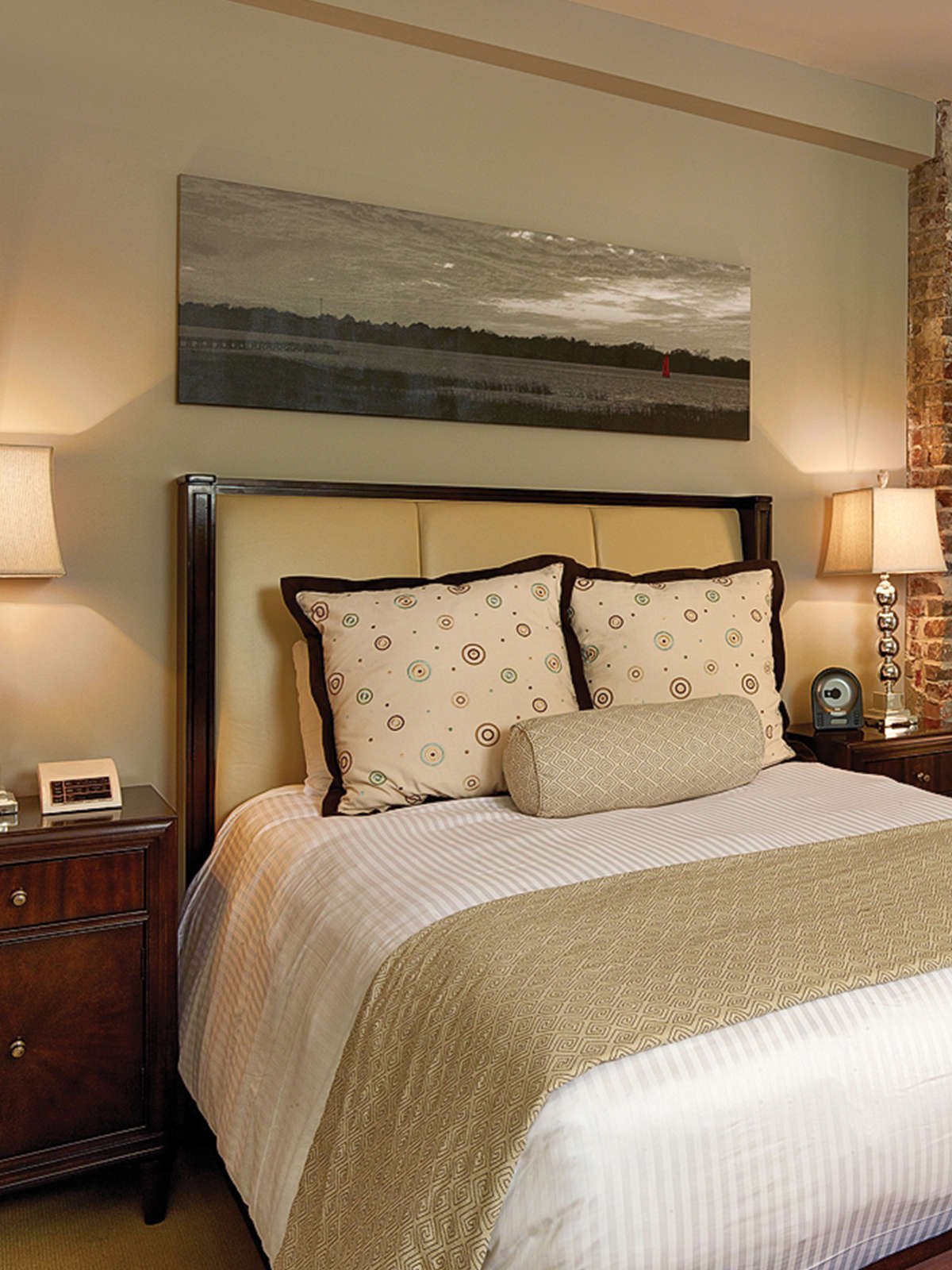 Hotel Restoration on King photo 3