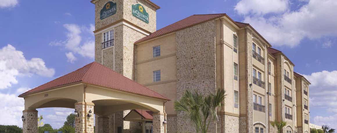 La Quinta Inn Suites South Grand Prairie