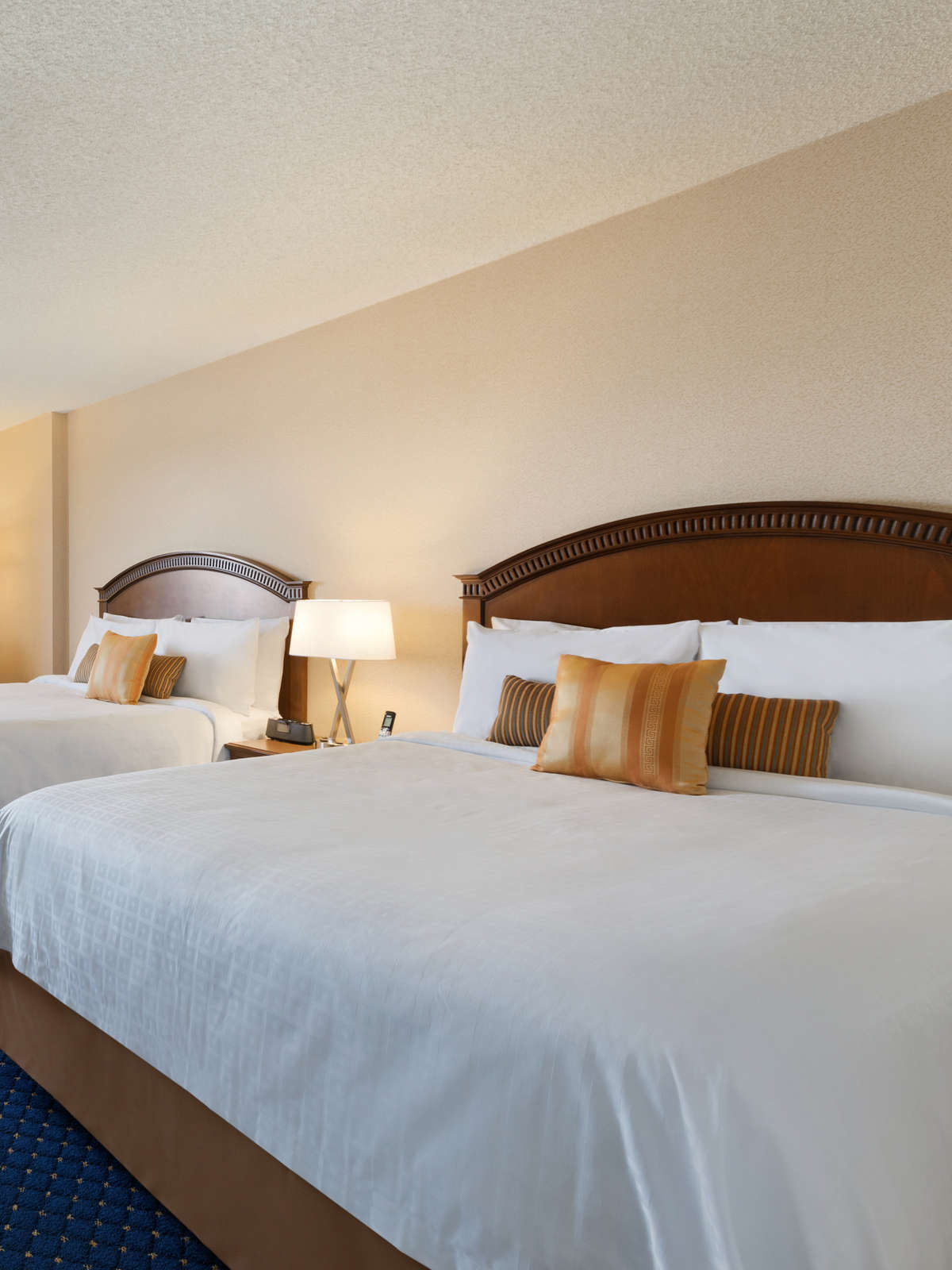 Hotel Coast Plaza Hotel photo 2