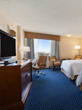 Hotel Coast Plaza Hotel photo 5