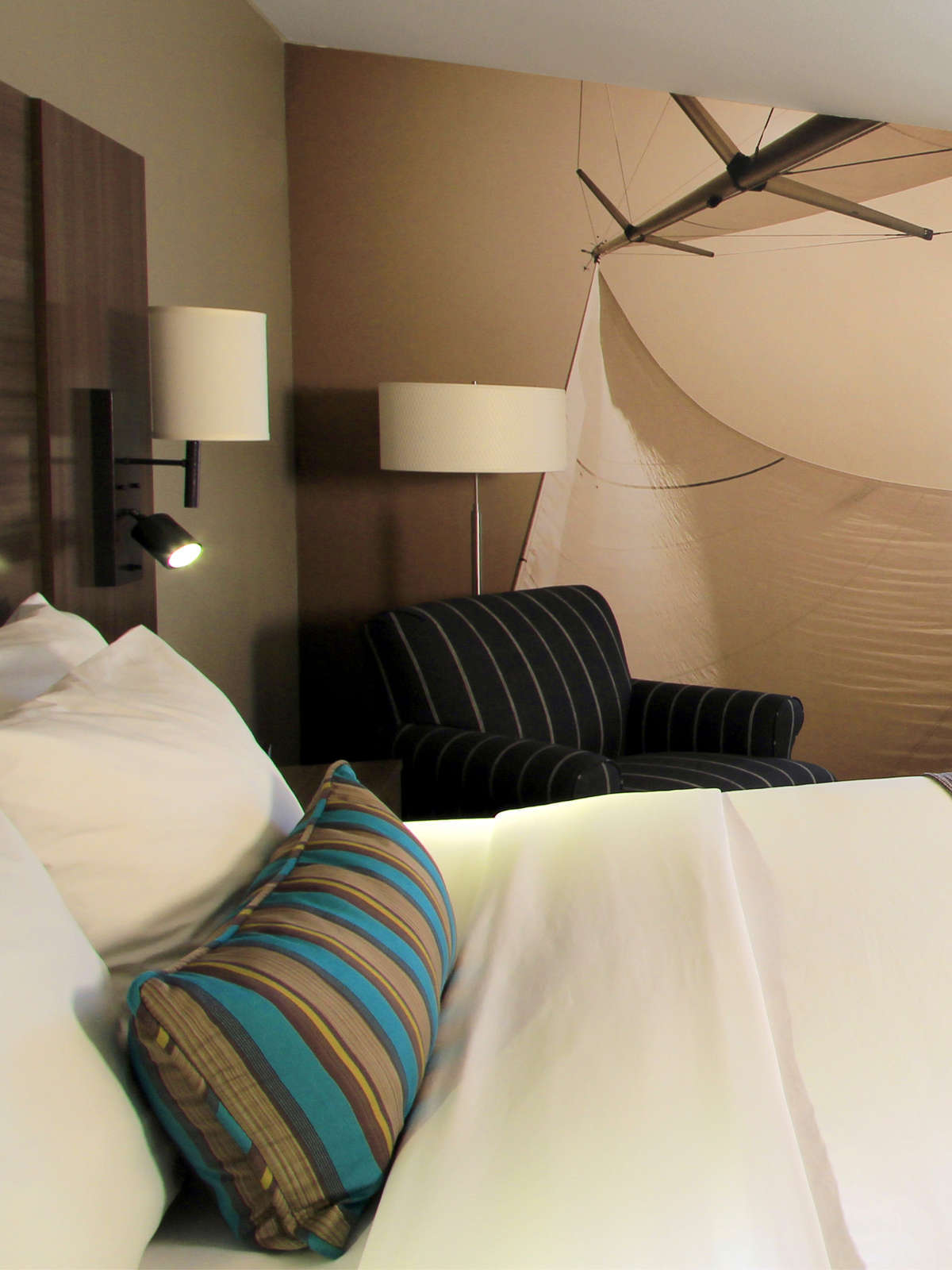 Hotel Executive Inn & Suites photo 4