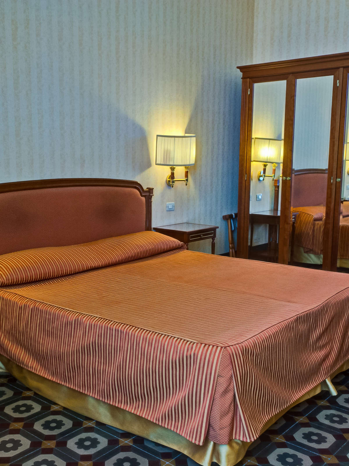 Hotel Grand Hotel Royal, BW Premier Collection photo 2