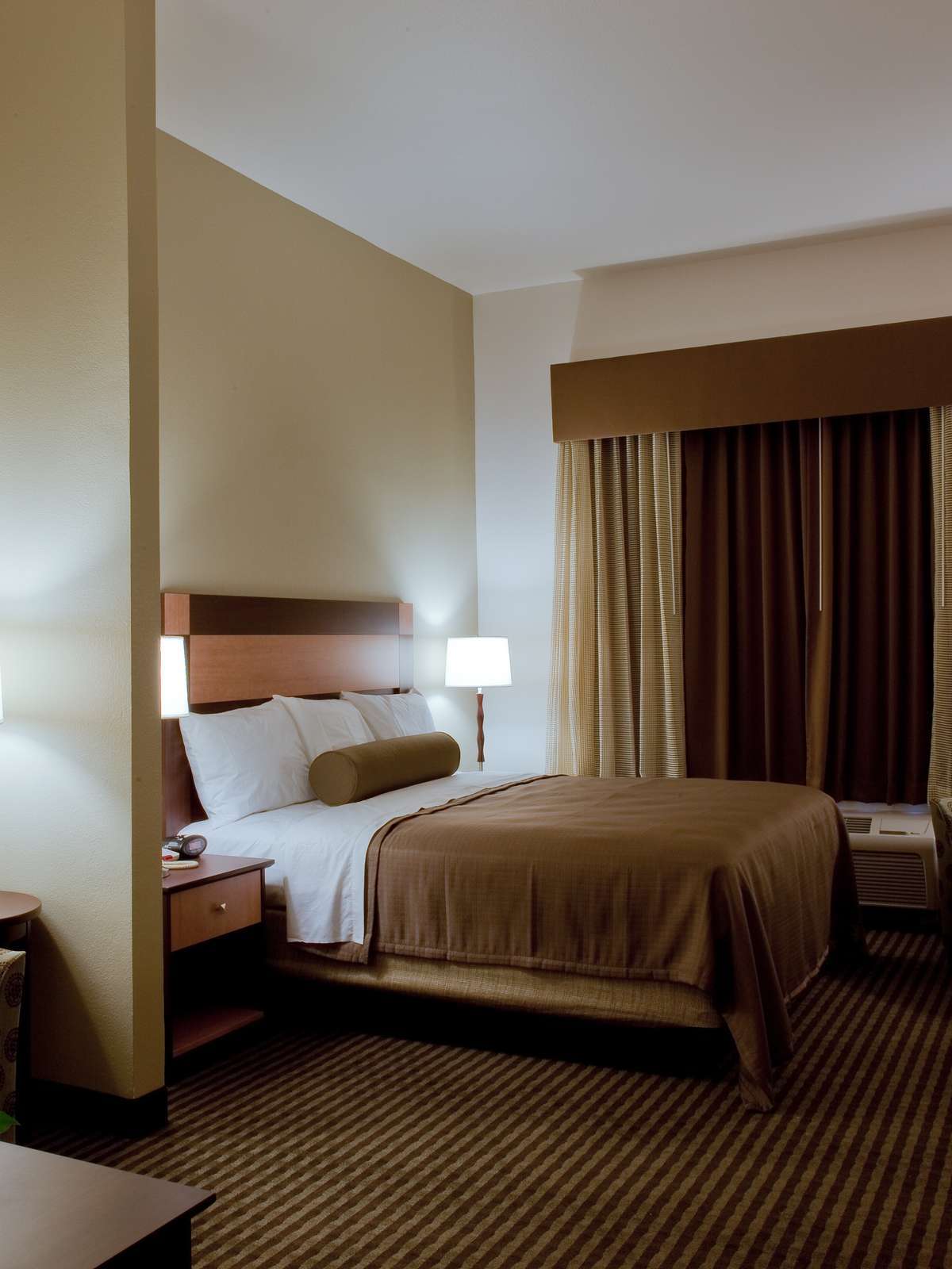 Best Western Legacy Inn & Suites