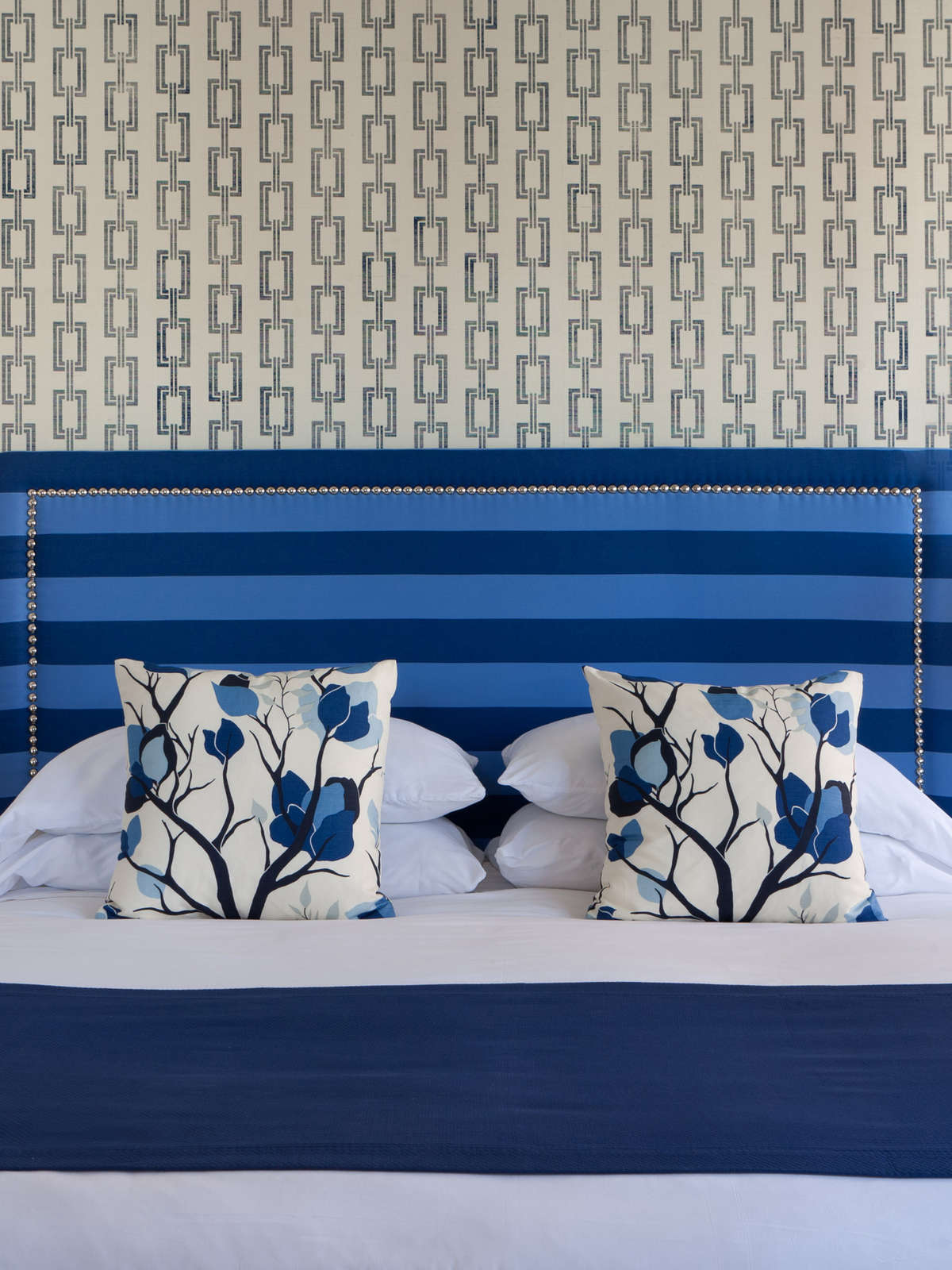 Hotel 76 Main Street photo 2