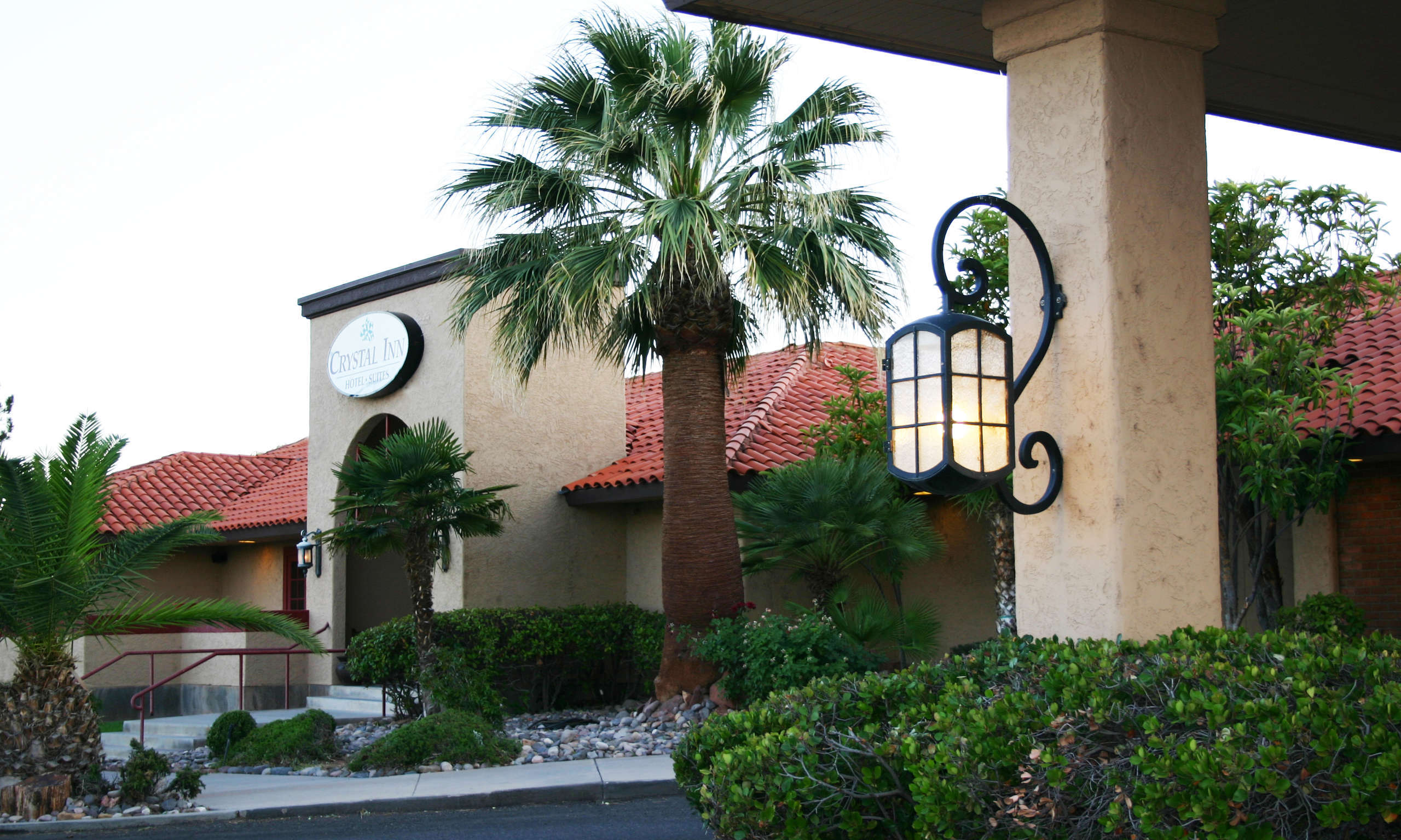 Crystal Inn Hotel & Suites - St. George