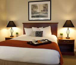 Hotel Chase Suite Hotel KC Airport photo 3