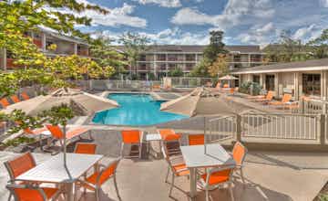 Hotel Ashland Hills Hotel & Suites photo 1