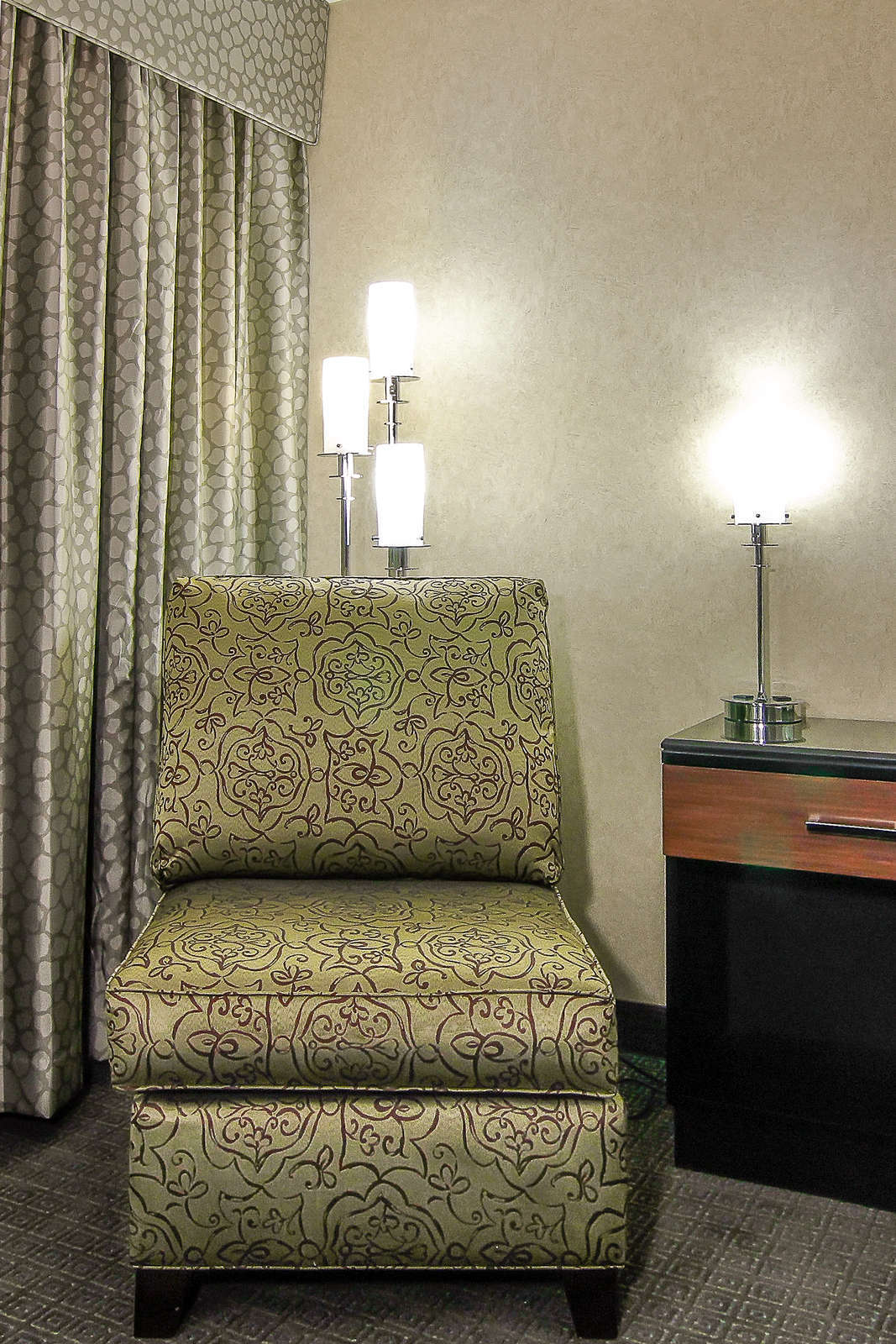 Hotel Wyndham Garden PHL photo 3