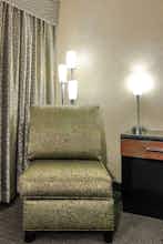 Hotel Wyndham Garden PHL photo 3